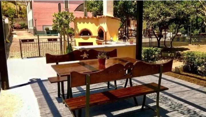 Casa Vacanze Rosy "Nel Verde" 帕利努罗 外观 照片