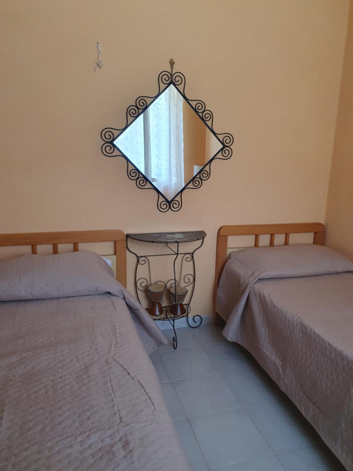 Casa Vacanze Rosy "Nel Verde" 帕利努罗 客房 照片